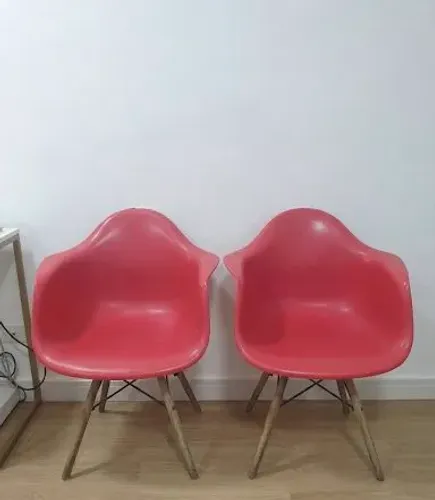 Kit 2 Poltronas Decorativas Charles Eames Eiffel 132pp Vermelho Vermelho