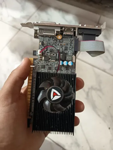 Placa de vídeo gt210 512mb ddr3 64bit