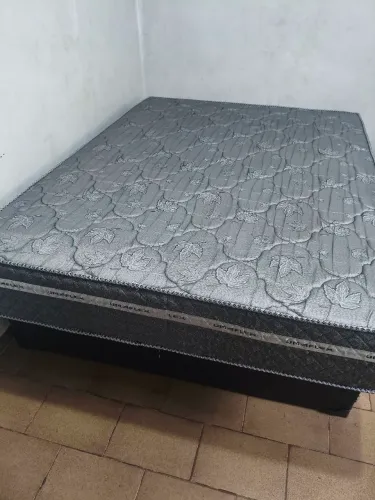 Cama box baú e colchão
