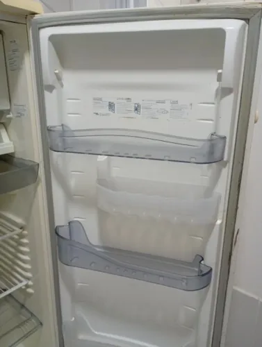 Geladeira consuk