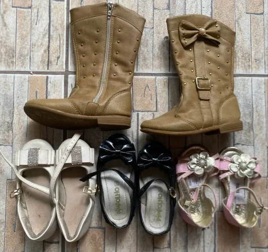 PROMOÇÃO IMPERDÍVEL! LOTE DE CALÇADOS INFANTIS FEMININOS