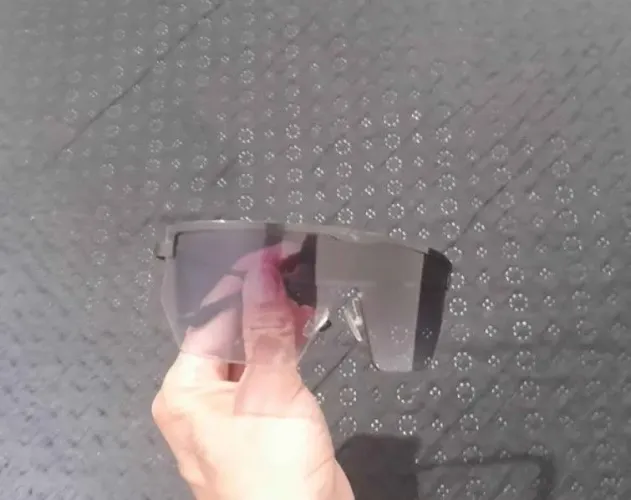 Oculos de sol Matheus Mazzafera 