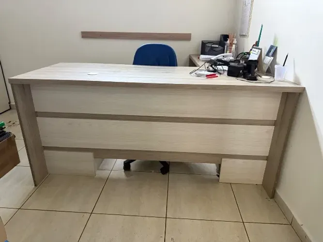 Mesa em L - Atendimento - 4 gavetas