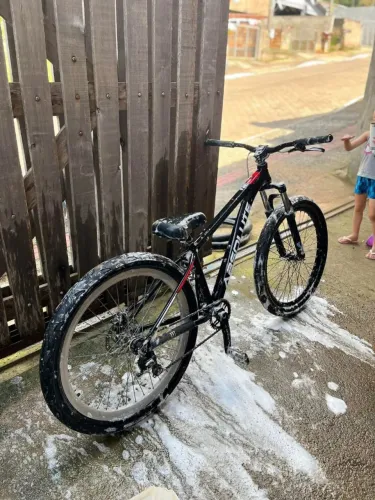 Vendo bike top...leia