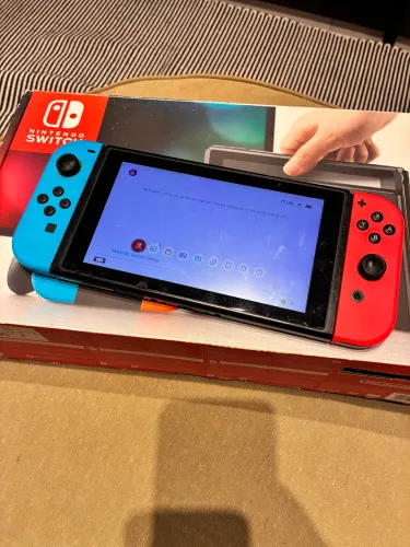 Nintendo Switch Clássico 32GB ? Completo