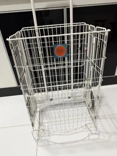Carrinho de Compras Dobrável em Aço - Excelente Estado - Pouquíssimo Uso
