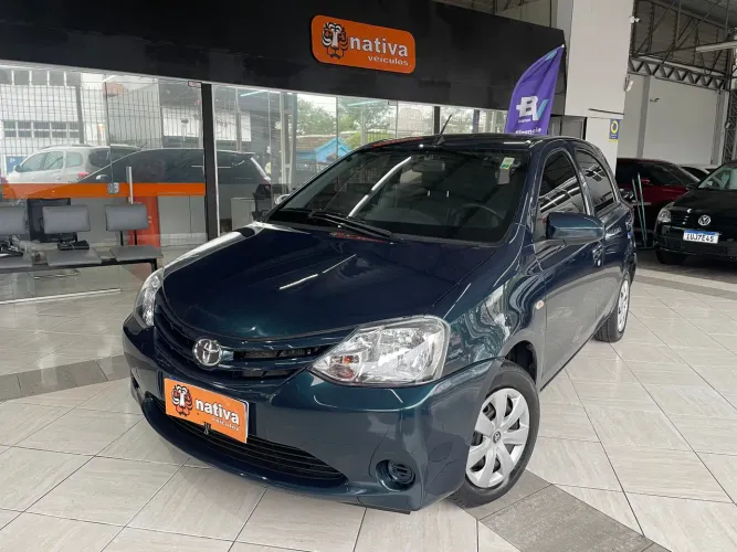 Toyota Etios X 1.3 Flex 16V 5P Mec. 2017