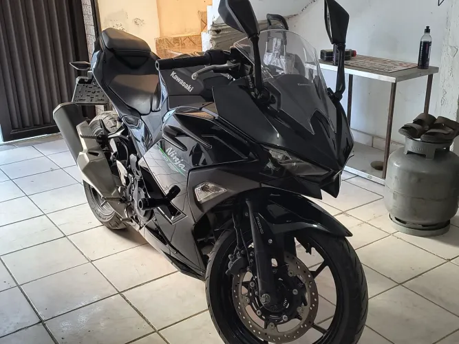 Kawasaki ninja 500 24/25