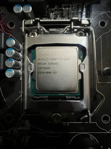 Processador Intel i5-4690 com cooler