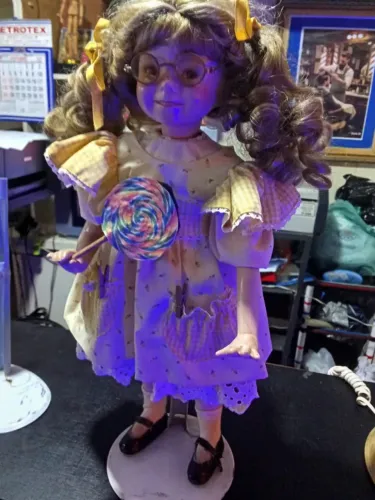Boneca Porcelana Antiga