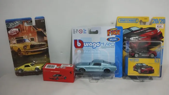 Miniaturas 65 reais cada