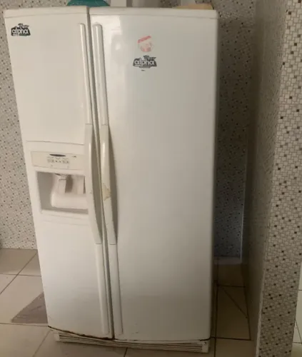 Geladeira side by side usada