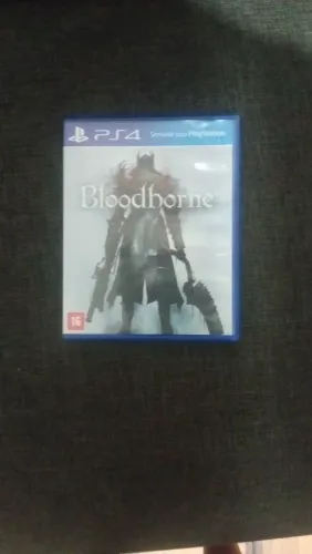 Vendo 4 jogos: Detroit, Pes 2017, Pes 2021 e Bloodborne