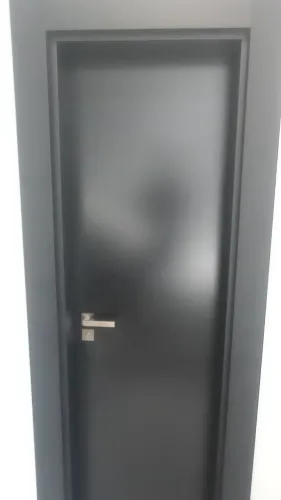 Instalação de portas e fechadura