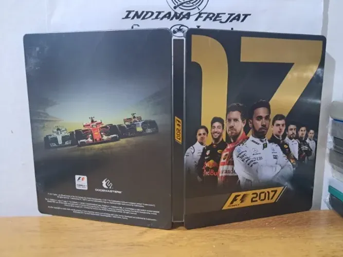 Jogo de PS4 Fórmula 1 2017 Steelbook Edition