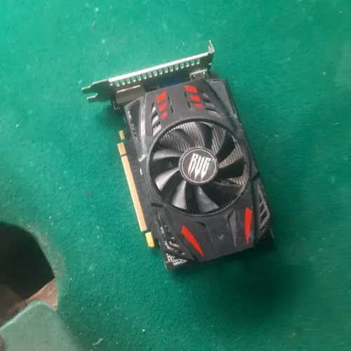 Placa de video gtx 550ti 2gbcom defeito só mande mensagem se realmente tiver interesse