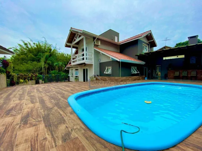 Casa com 4 dormitórios à venda, 320 m² por R$ 1.000.000,00 - Condomínio Condado de Castell