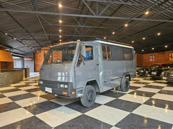 Agrale 1600D - Chassi Curto - Projeto Motorhome / Expedição 4x2