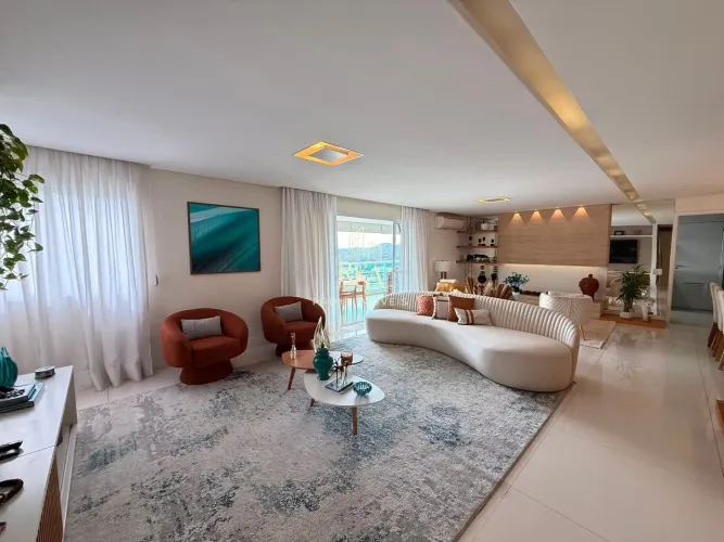 Apartamento mobiliado com 202 m², 3 suítes e 4 vagas à venda no Condomínio Eredi