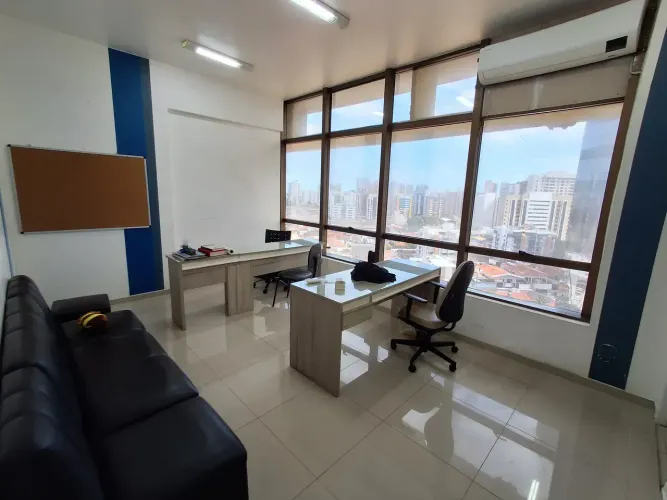Alugo Sala Comercial Semimobiliada  Condomínio Planta Tower - Renascença