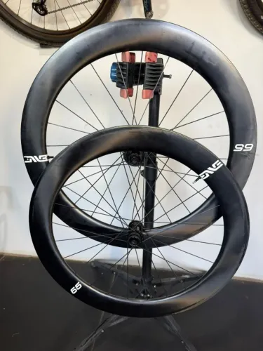 Rodas ENVE 65 - Carbono | Padrão Shimano