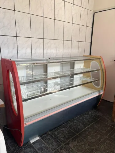 Balcão vitrine seca 1,80m