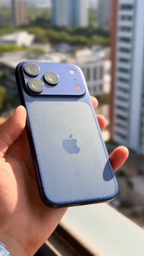 17 PRO 512GB DEEP BLUE - 92%