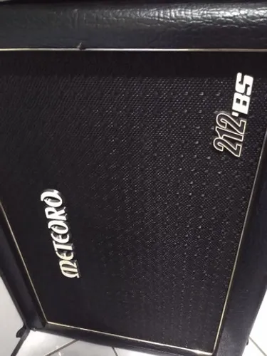 Amplificador de baixo meteoro