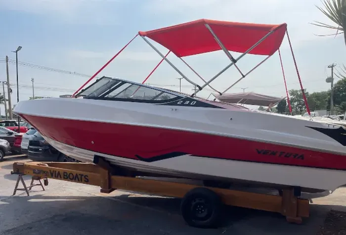 Lancha Ventura 23 pes V230 2026 | Zero Ñ Focker Nx Phantom NHD Triton