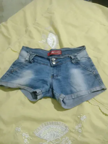 Short jeans feminino