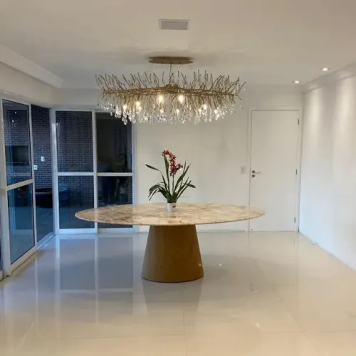 Mesa em mármore 