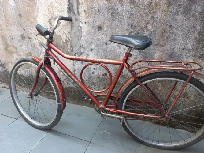 Bicicleta antiga barra forte Caloi aro 26 para restaurar 