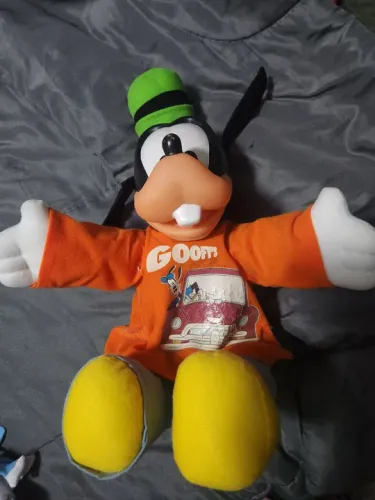 Boneco pelúcia Pluto