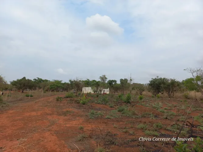 Chácara 5.000m² com Escritura e Registro em Funilândia MG
