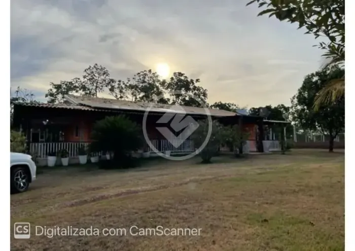 Casa Principal, Casa do Caseiro, Campo Society, Quadra de Areia, Quadra vôlei/Basquete, Pi