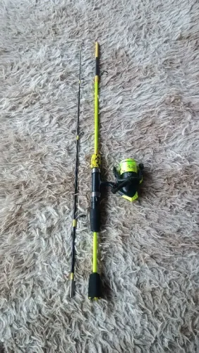 Vara 1,50m com molinete e linha novos