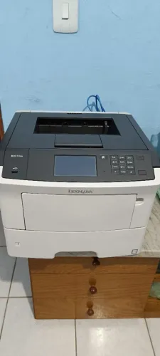 Impressora laser Lexmark ms610