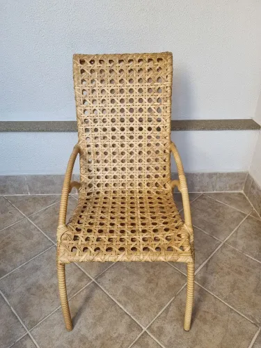 Cadeira de jardim - Fibra Sintética