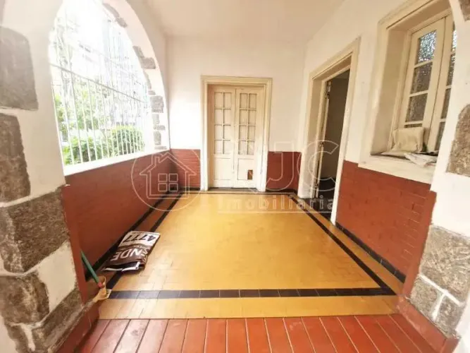 Imóvel para venda tem 200 metros quadrados com 6 quartos em Tijuca - Rio de Janeiro - RJ