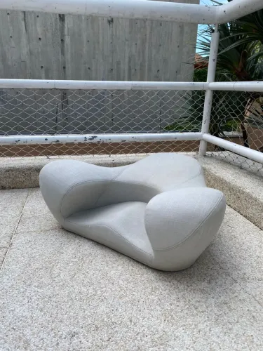 Poltrona de meditação importada