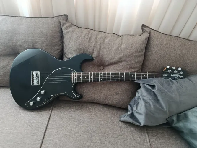 Guitarra Variax Line 6