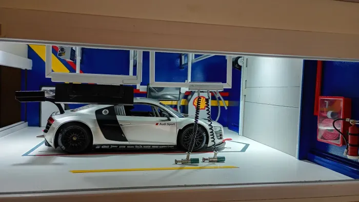Expositor escala 1/18