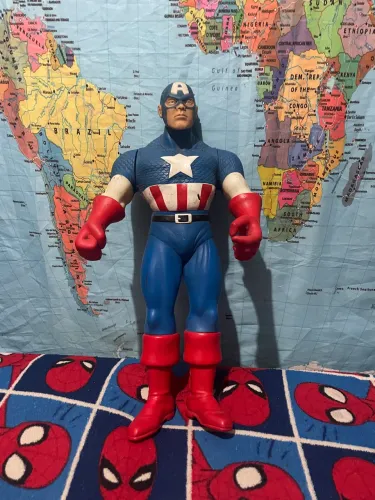 BONECO CAPITÃO AMÉRICA