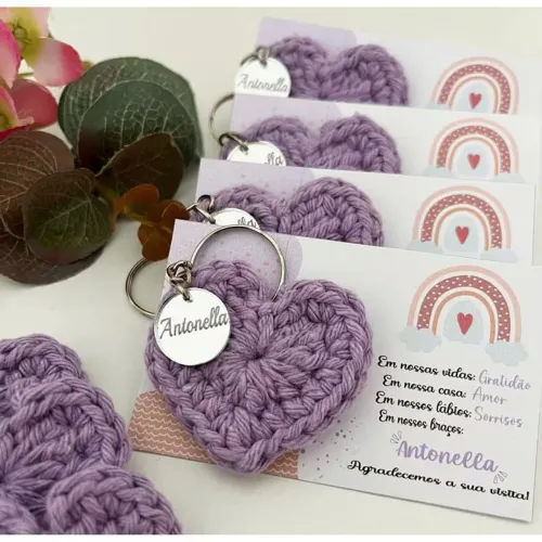 Lembrancinhas de crochê personalizado