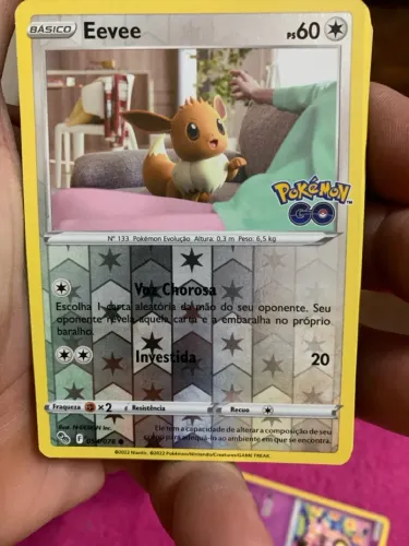 Carta Pokémon Eevee - Pokémon GO