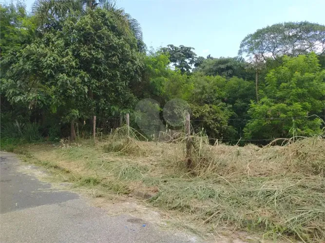 Terreno com 325 m² - Jardim Vinhas do Sol