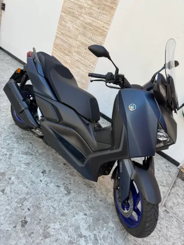 Nova Xmax 250 Connected 2025 - 1000km rodados