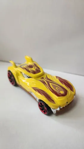 Hot Wheels Howlin Heat amarelo - 2010 - séries " Street Beasts"