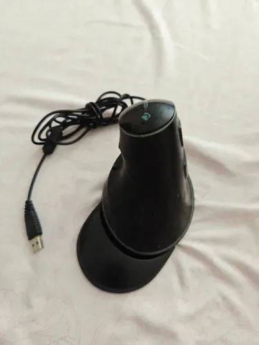 Mouse Usb Vertical Ergonômico Com Fio Digital J-tech