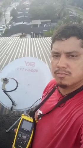 Antenista TV digital ou satélite nova parabólica 